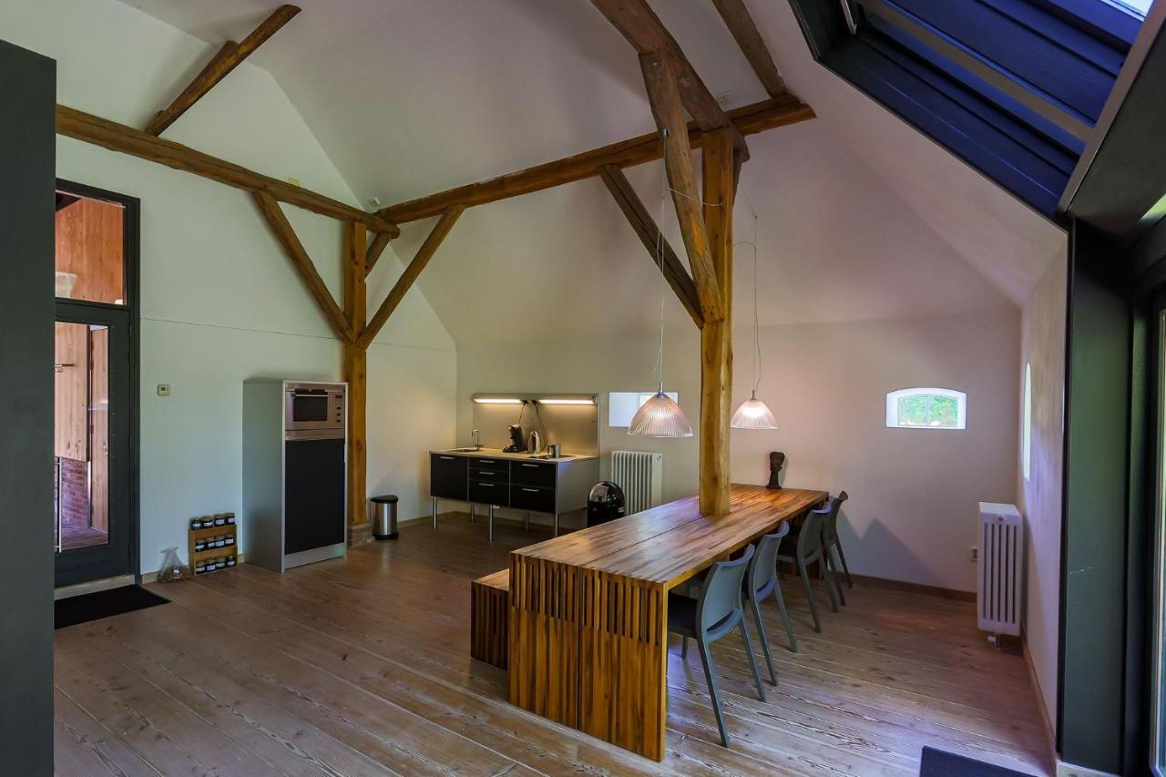 Erfgoed Rikkerda Apartamento Lutjegast Exterior foto
